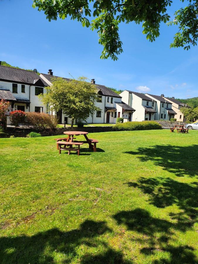 Lakeland Village 3*