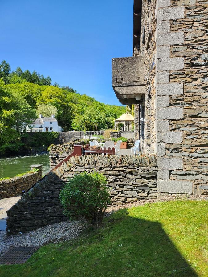 Lakeland Village Resort