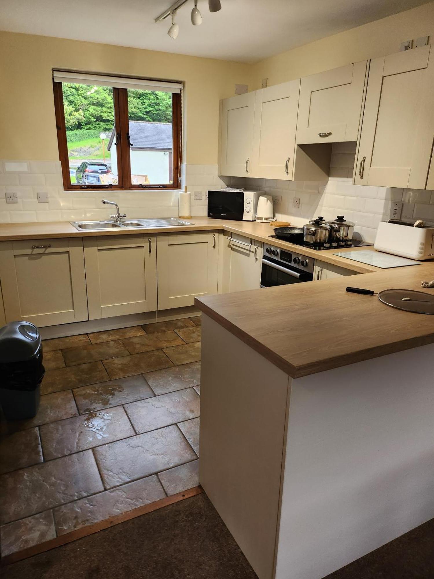 Lakeland Village 3*