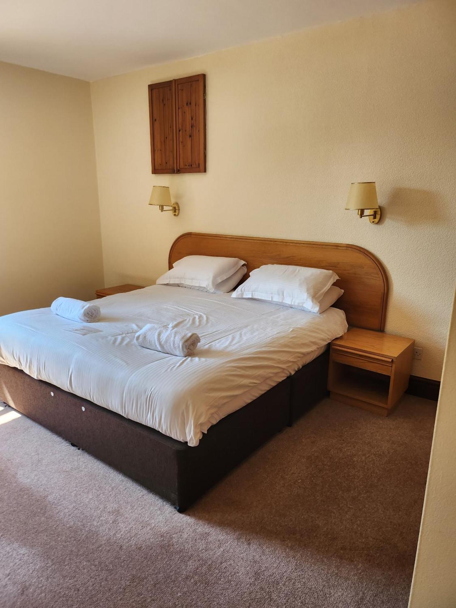 Lakeland Village Resort